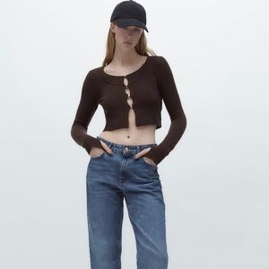 NWT ZARA THUMB HOLE SWEATER WITH BUTTONS